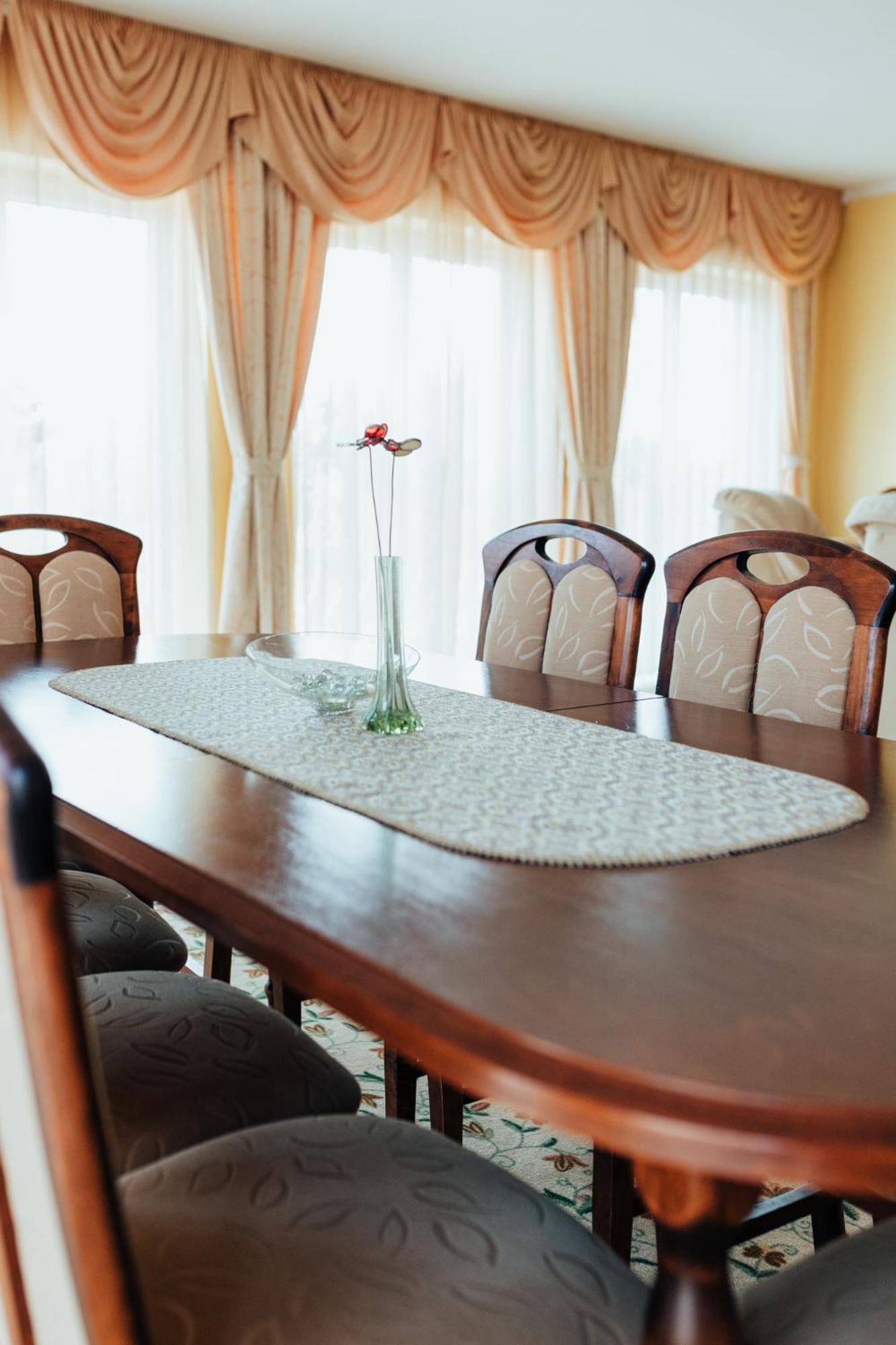 Hotel Korona Wellness, Rendezveny Es Borszalloda Eger Room photo